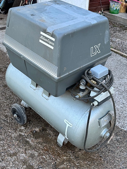 Atlas Copco LX 222 paineilmakompressori, voimavirtakone