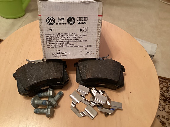 Takajarrupalat AUDI VW SKODA SEAT UUDET