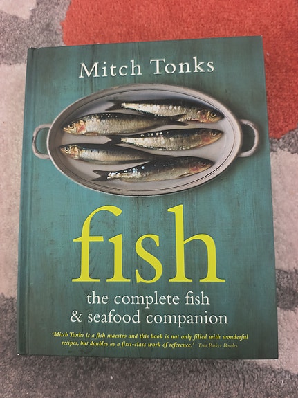 keittokirjat: Fish, Italian, Gordon Ramsay’s Fast Food