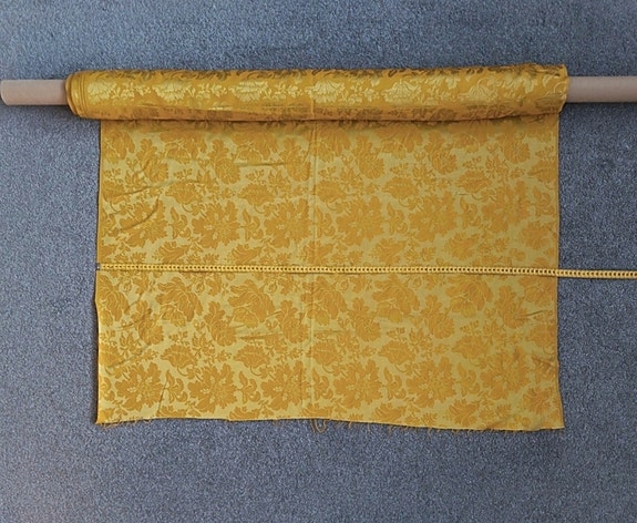 Brokadi, 8 m