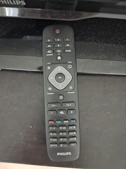 Philips televisio ja kaukosäädin