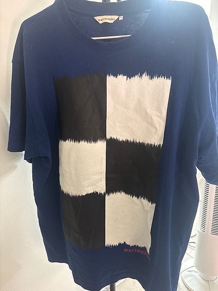 Marimekko nopeus ostjakki t-paita