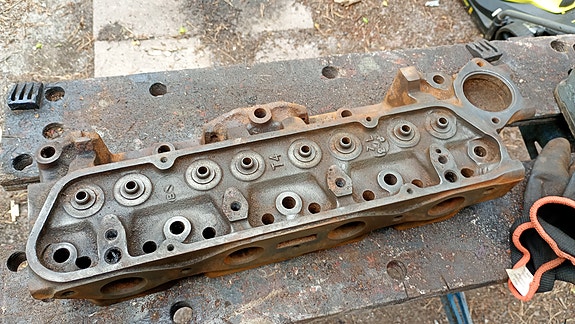 Ford kent pikkupalotilakansi