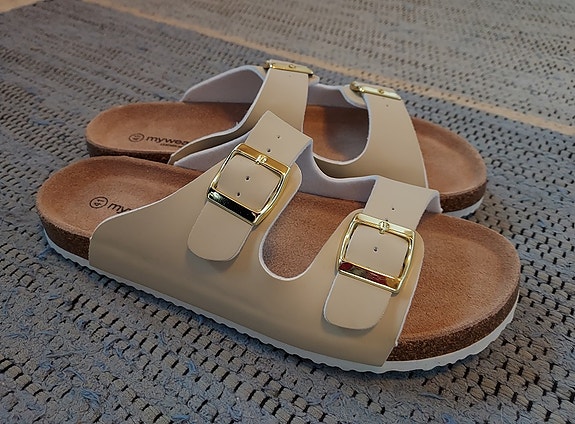 Sandaalit koko 41 beige