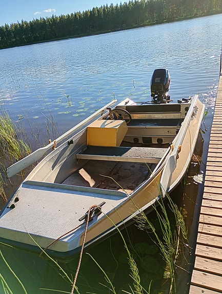 Hyvä Buster Sun+Tohatsu 20hv 4 tahti, Trimmillä