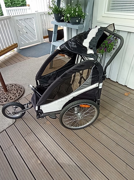 Pyörä-tai lastenratas 1 tai 2 lapselle.