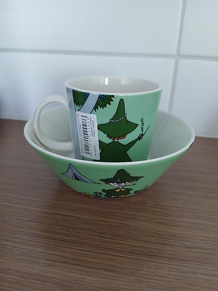 vihreä nuuskamuikkunen