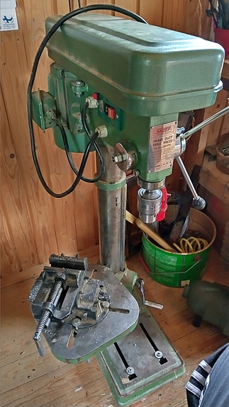 Pylväsporakone