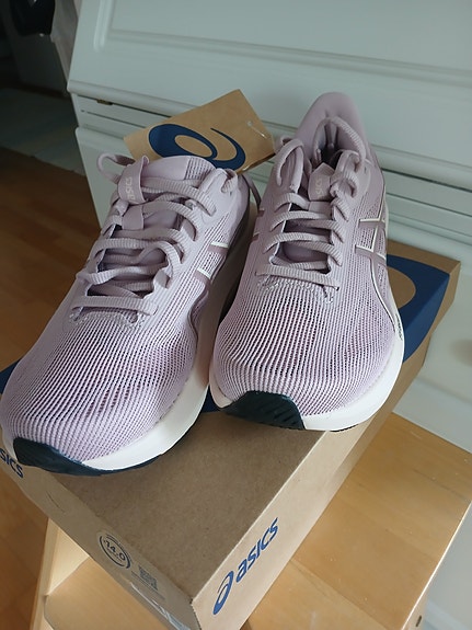 Asics  juoksukengät 39.5 UUDET