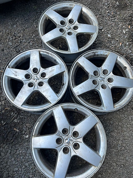 5X108 KR 65,1 ET44 16X6,5J Peugeot alumiinivanteet
