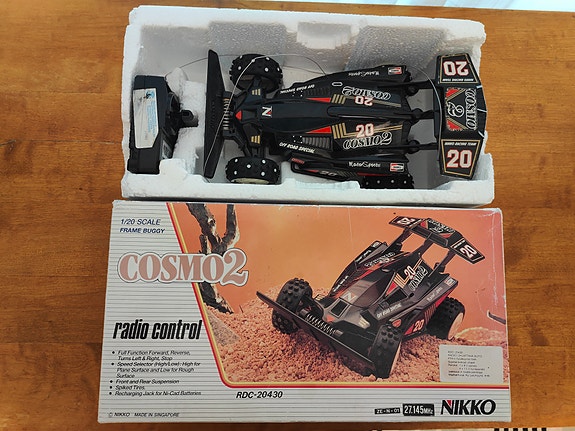 Nikko Cosmo 2 radio-ohjattava auto