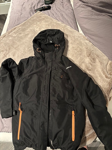 Hyväkuntoinen Icepeak laskettelutakki, koko 34