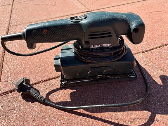 Black & Decker AST4 tasohiomakone 135W