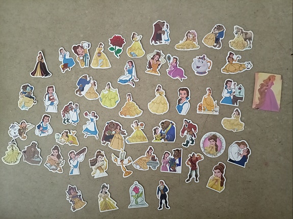 Disney Kaunotar ja Hirviö tarrat 51kpl