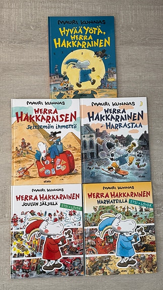 Mauri Kunnas Herra Hakkarainen -kirjoja
