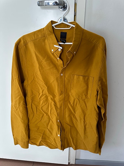 Uusi H&M miesten paita