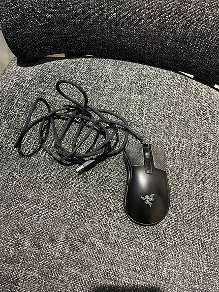 Razer DeathAdder v2 mini pelihiiri