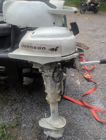Johnson JW-20 3hp vanha perämoottori
