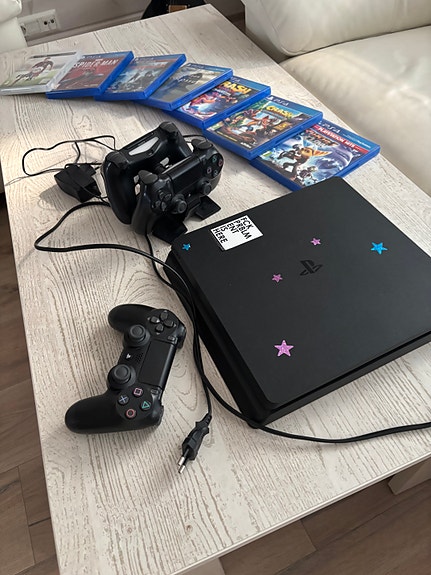 PS4