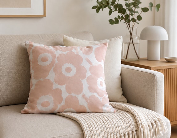 *Marimekko Unikko -tyynynpäälliset 50 × 50 cm (2 kpl)