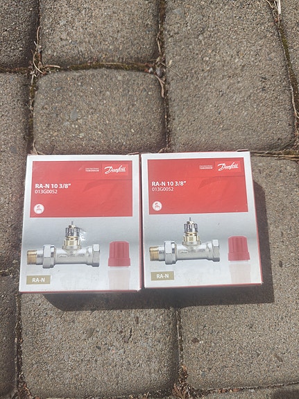 Danfoss RA-N 10 3/8" patteriventtiilit