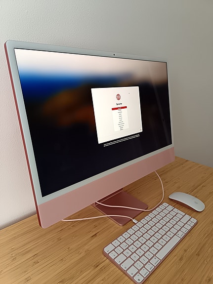 Apple iMac 24” M1 (2021)