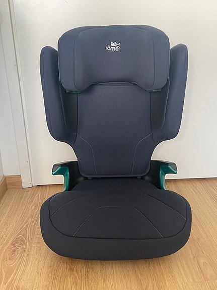 Britax Hi-Liner turvavyöistuin 15-36kg