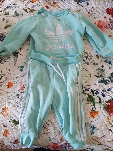 Vauvan verryttelypuku Adidas