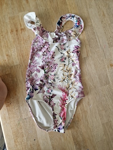 Lindex uimapuku