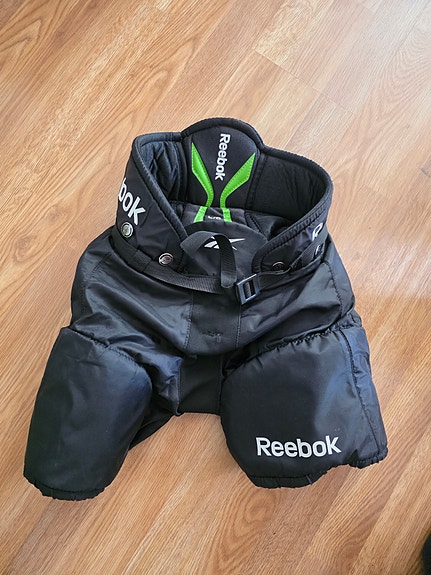 Reebok jääkiekkohousut lapselle