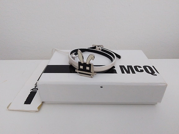 Alexander McQueen rannekoru