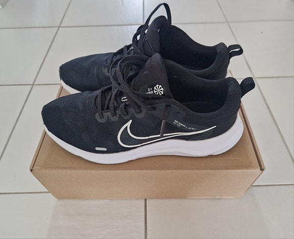 Nike tennarit