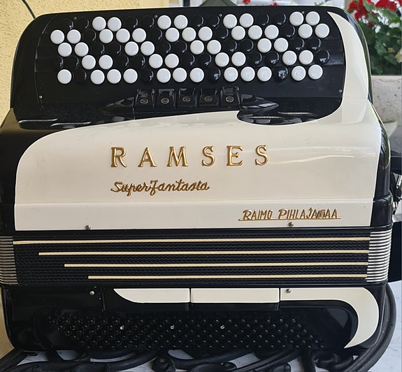 Harmonikka Ramses Superfantasia
