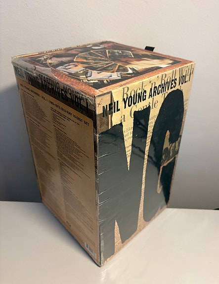 Neil Young Archives Vol. 1 (1963–1972) Blu-ray -boxi