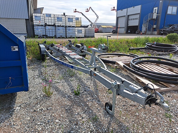 Respo 2700 veneenkuljetus traileri