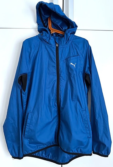 Puma ohut tuulitakki urheiluun, koko 152