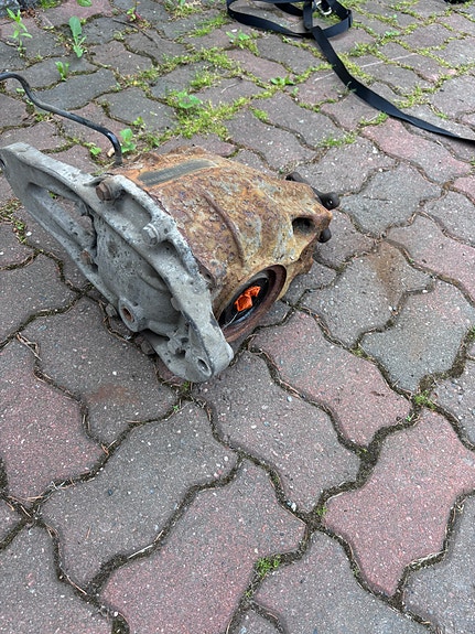 Vito W639 takaperä
