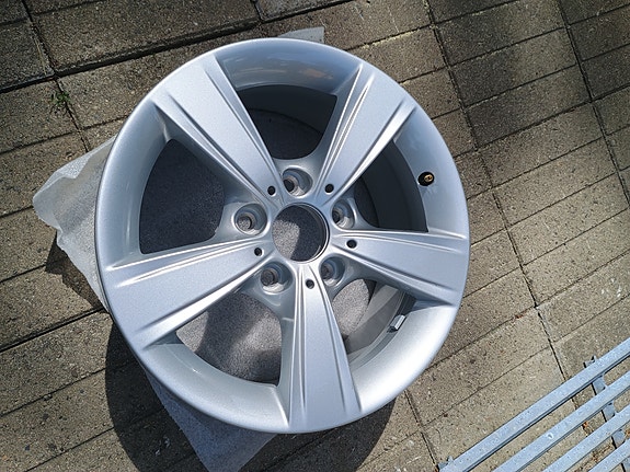 BMW alumiinivanne ET40 UUSI