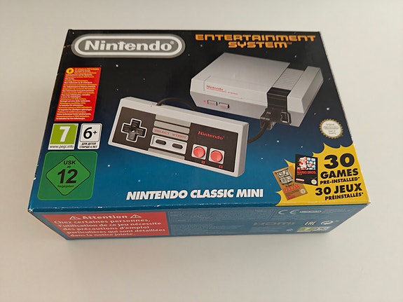 Nintendo Classic Mini NES konsoli