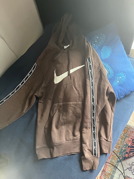 Nike huppari S ruskea