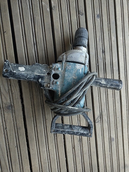 Makita Porakone/Sekoituskone