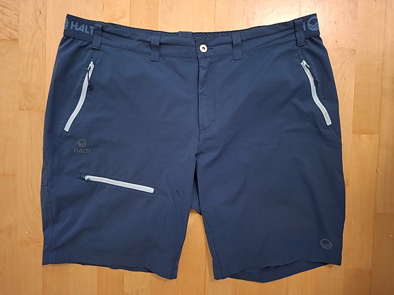 Halti shortsit koko 50+
