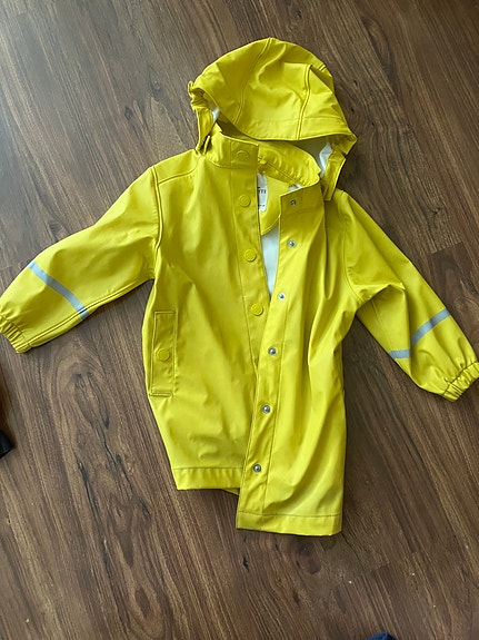 Holly & Whyte keltainen sadetakki 98