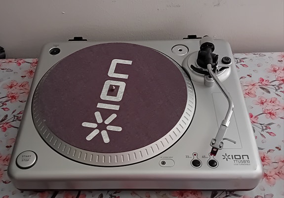 ION Audio levysoitin USB-liitännällä