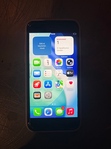 Apple iPhone SE (2-3 gen) älypuhelin 128 GB musta