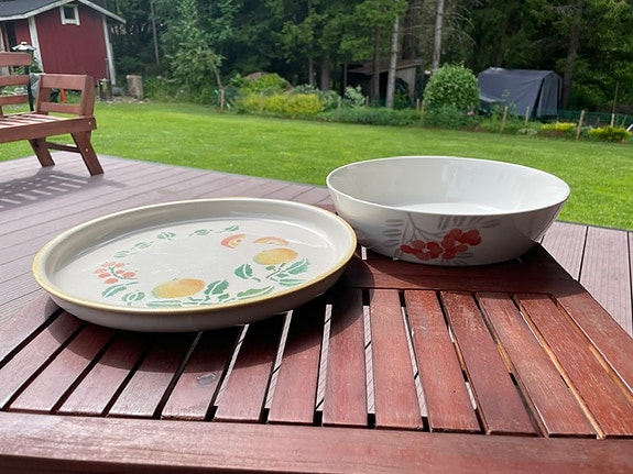 Pentik piirakkavuoka ja tarjoiluastia