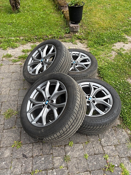 Bmw X5 G05 19" 265/50 OEM alumiinivanteet paineantureilla