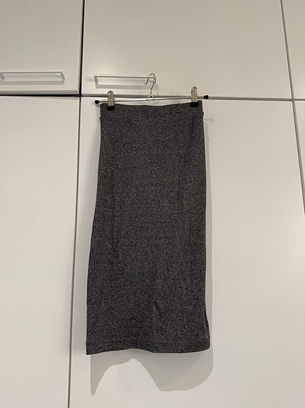 H&M harmaa hame