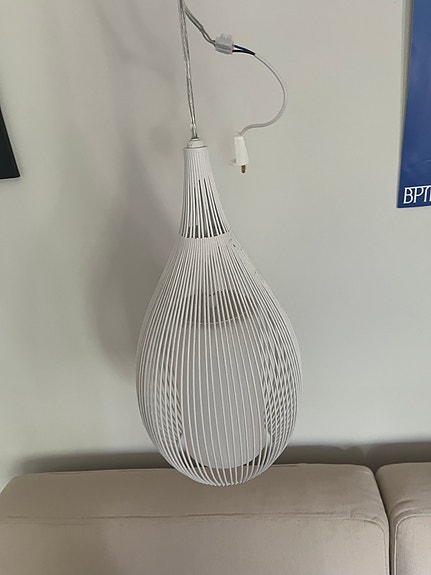 Valkoinen riippuvalaisin EGLO RAZONI