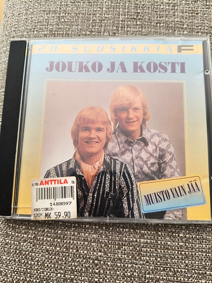 Jouko ja Kosti CD-levy 20 suosikkia – Muisto vain jää